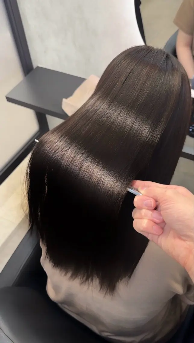 ロング ヘアアレンジ カット 縮毛矯正 トリートメント 新宿 /髪質改善/ レイヤー/ヒュウガのヘアスタイル