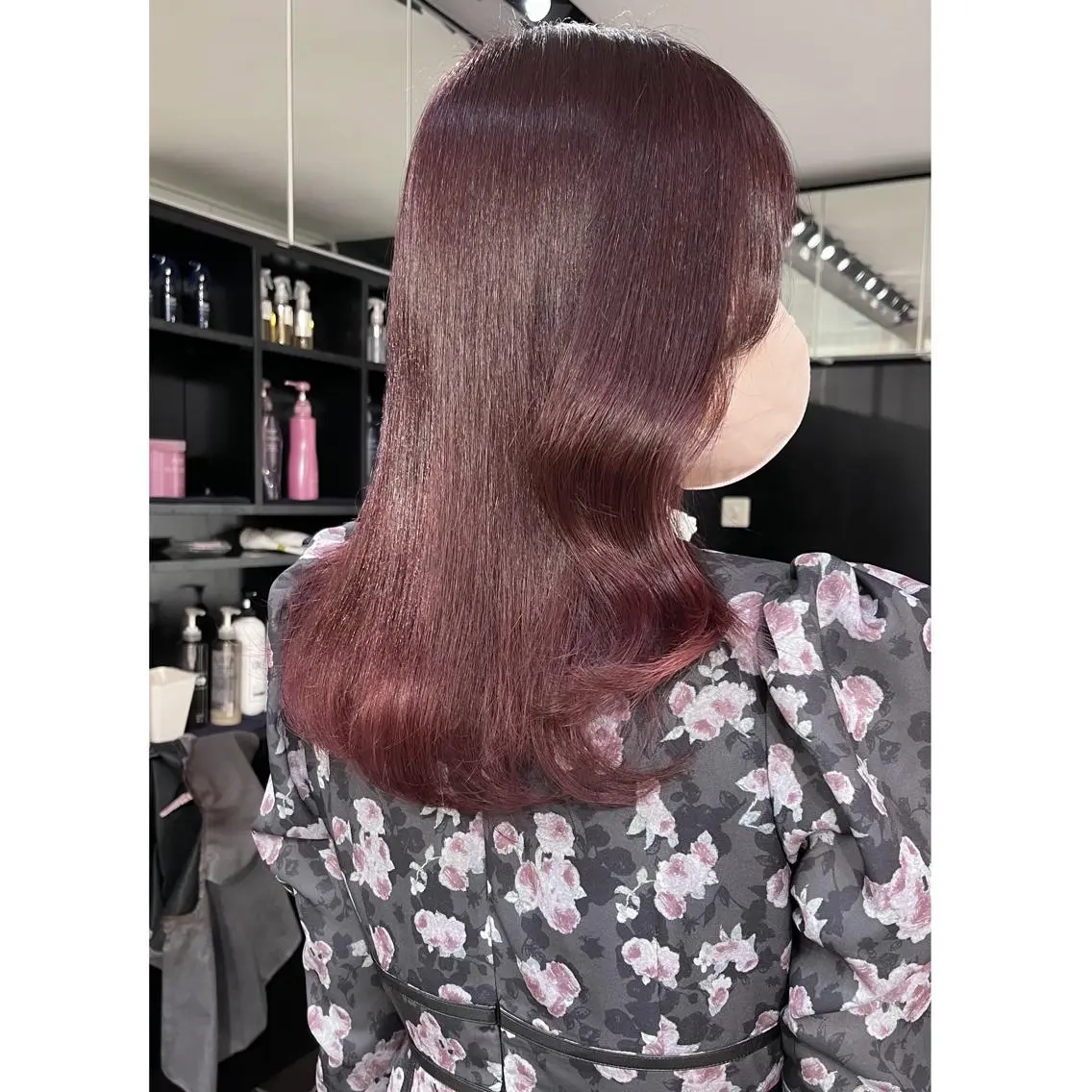 セミロング カラー ブリーチ ブリーチなしカラー ヘアカラー miyu /トレンド カラー×艶髪のヘアスタイル