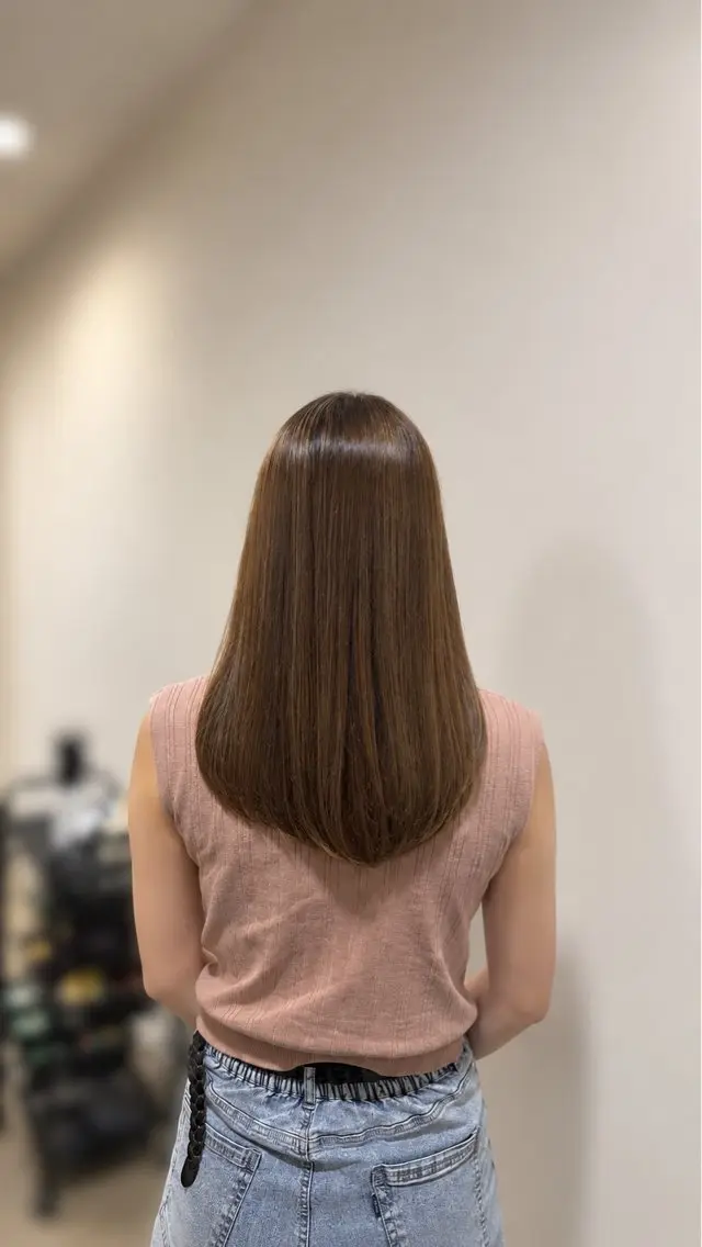 セミロング カラー ヘアカラー 篠原 桜萌のヘアスタイル