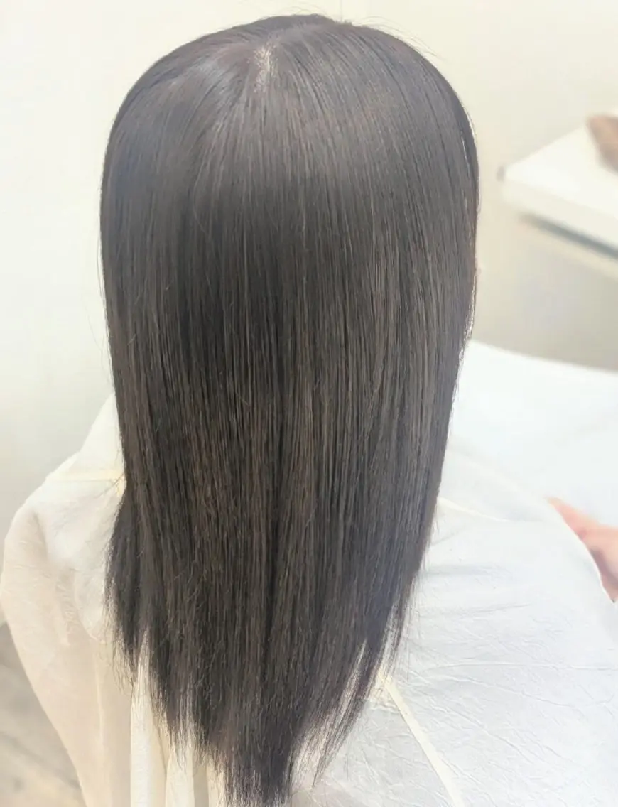 セミロング ヘアカラー 渡邉 莉乃のヘアスタイル