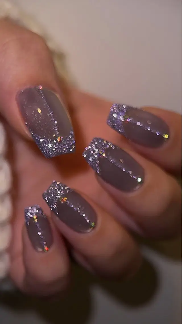 ネイル フレンチネイル キラキラネイル パープル ハンドネイル aneu. -アヌ- 💅🫧reinaのネイルデザイン
