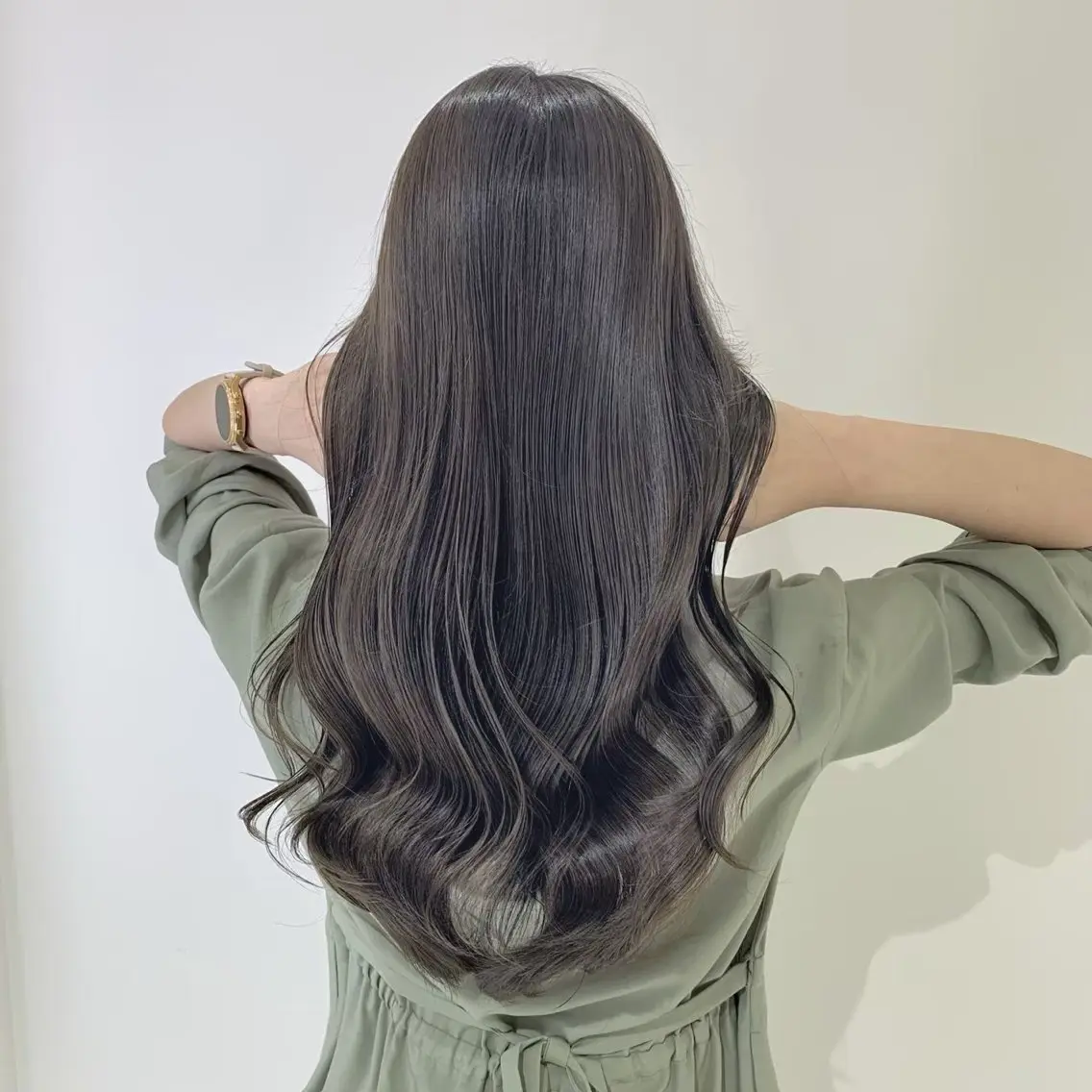 ロング トリートメント 知花 駿のヘアスタイル