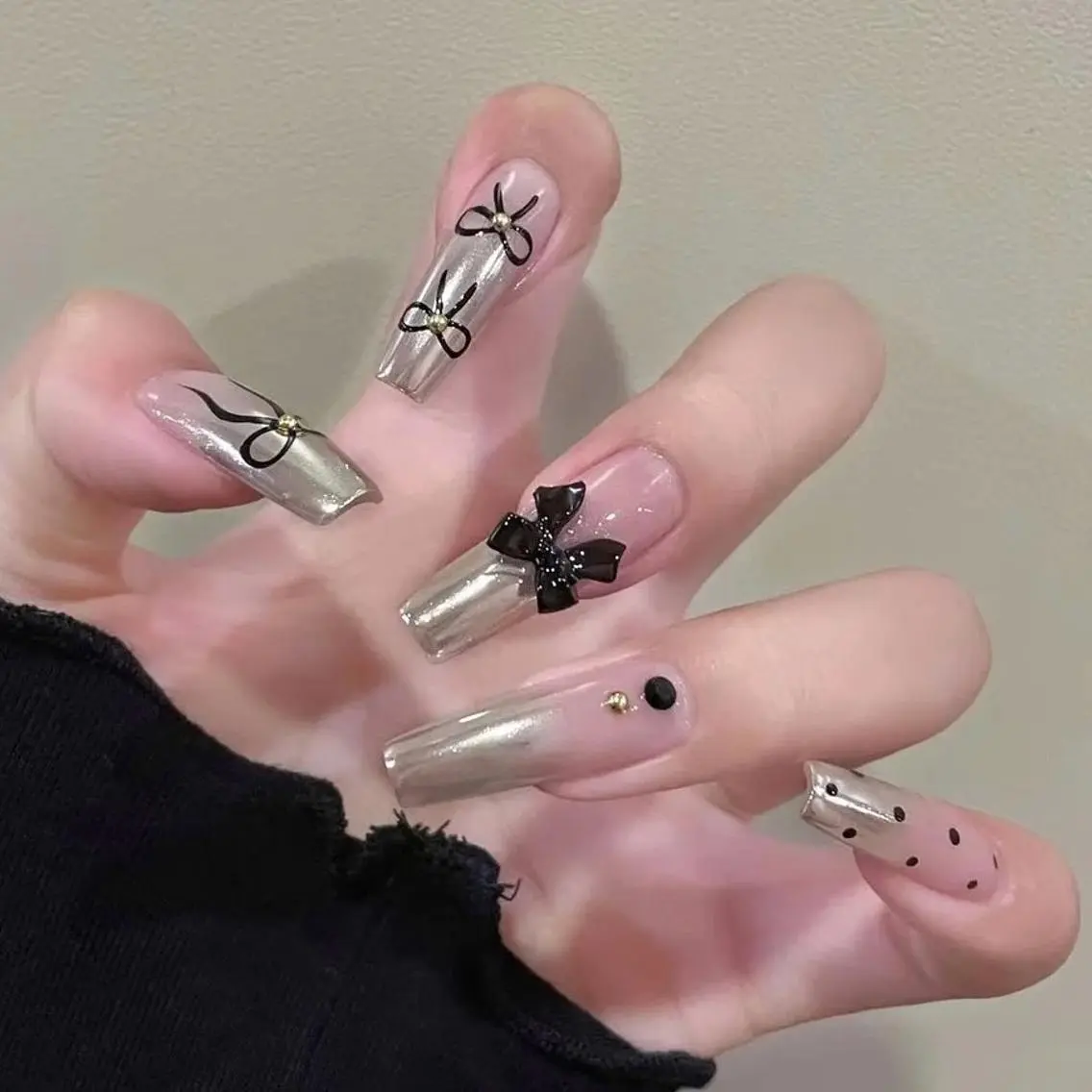 ネイル ハンドネイル 🎀 NaNa_nailのネイルデザイン