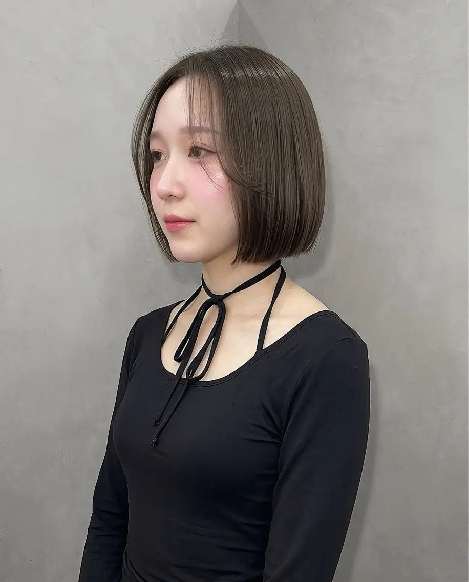 ミディアム カラー ベージュカラー ブリーチ ブラウンカラー ショコラブラウン ショコラグレージュ 吉田勇人🩶レイヤー •透明感カラー•暗髪のヘアスタイル