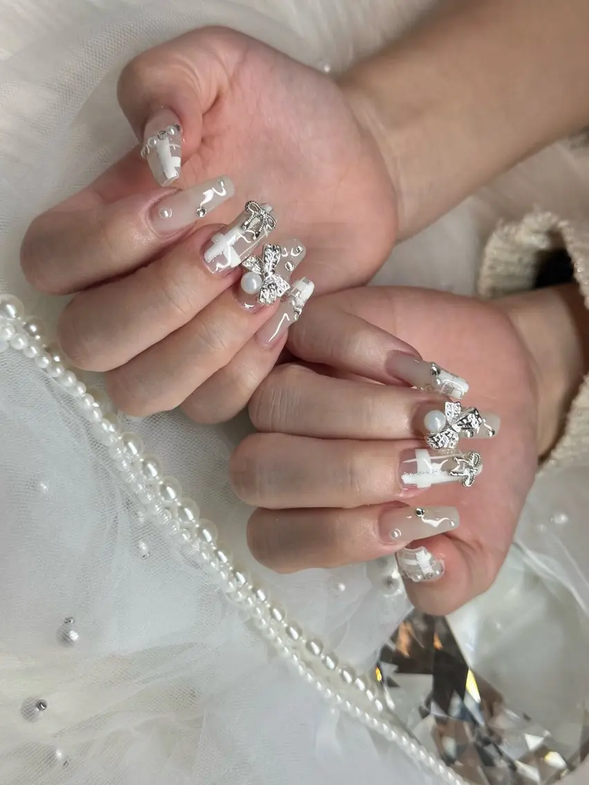 ネイル リボン nagi nailのネイルデザイン