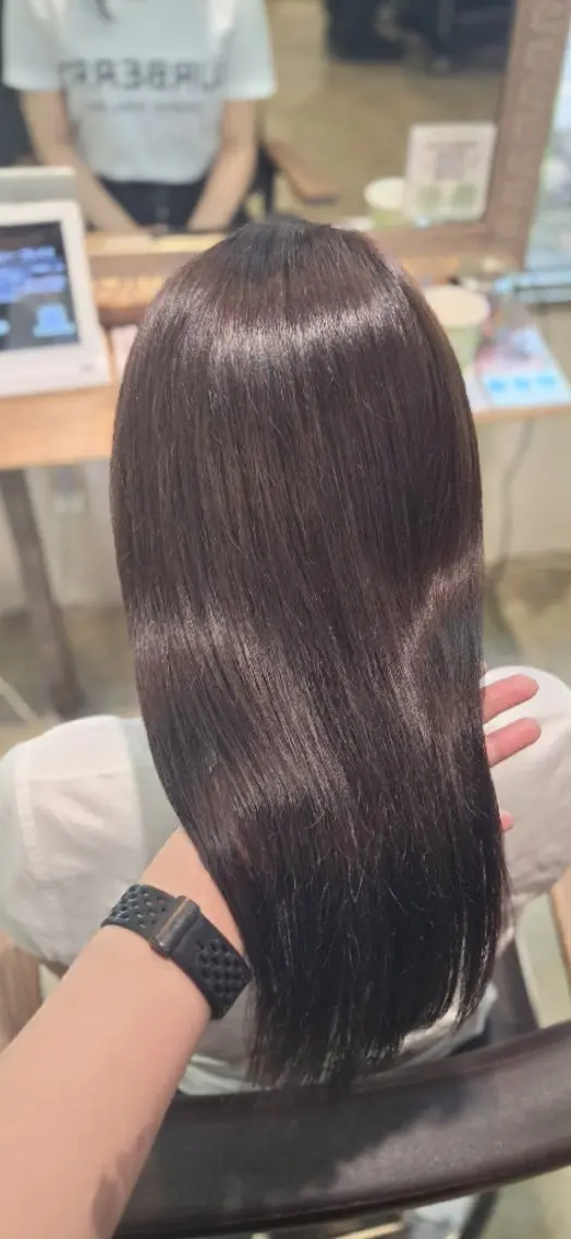セミロング 谷岡 沙也佳のヘアスタイル
