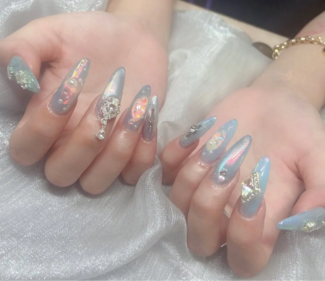 ネイル ハンドネイル ＆ME アンドミーのネイルデザイン