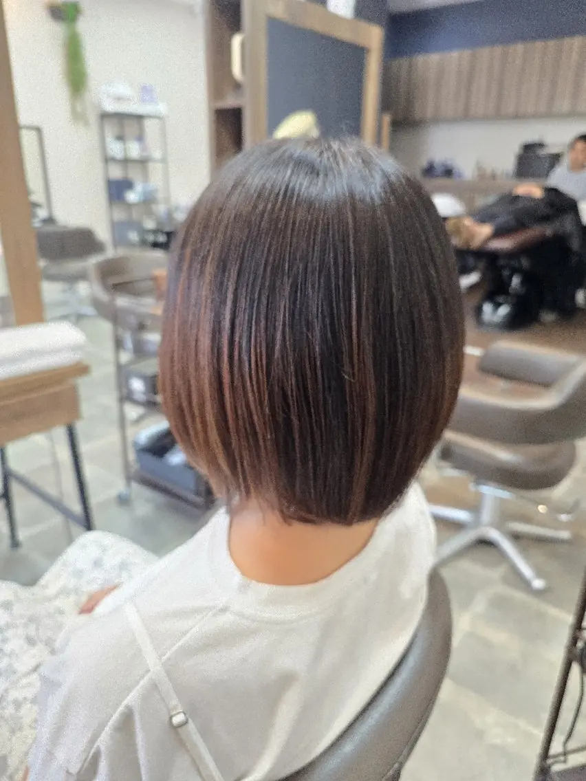 💎 【潤ツヤ仕上げ】カット＋3STEPトリートメント ¥5.800の写真