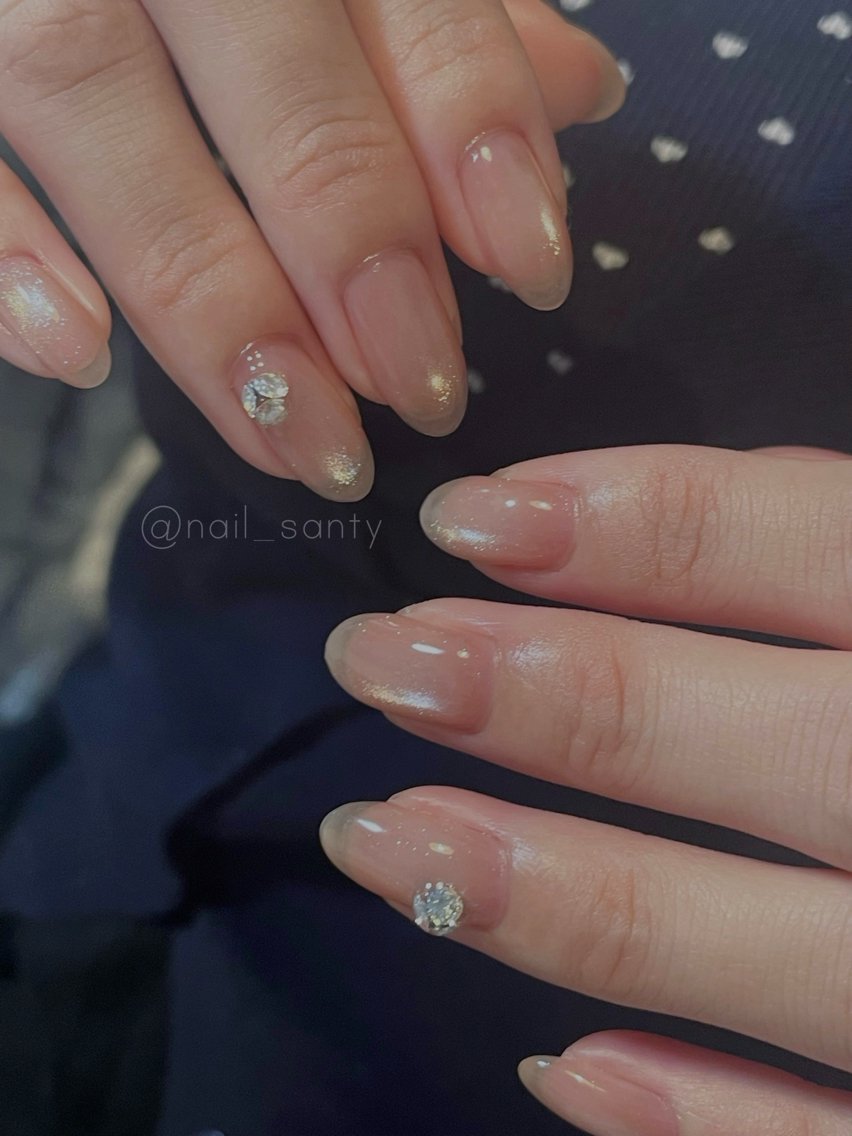 ネイル ストーンネイル ハンドネイル Nailsalon Santy.のネイルデザイン