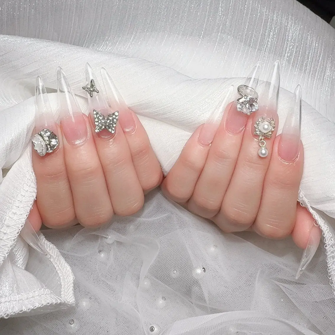 ネイル ENSalon 愛佳のネイルデザイン