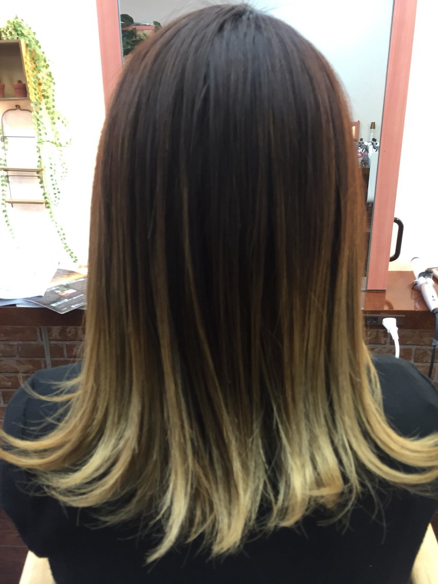 セミロング カラー 桧山 真のヘアスタイル