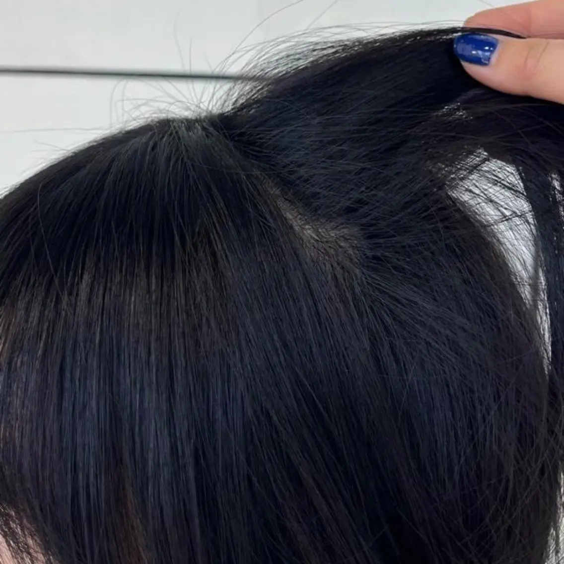 セミロング カラー 黒髪 ブリーチ ブルーカラー ブルーブラック ブラウンカラー ボブ/暖色カラー コウボヒカルのヘアスタイル