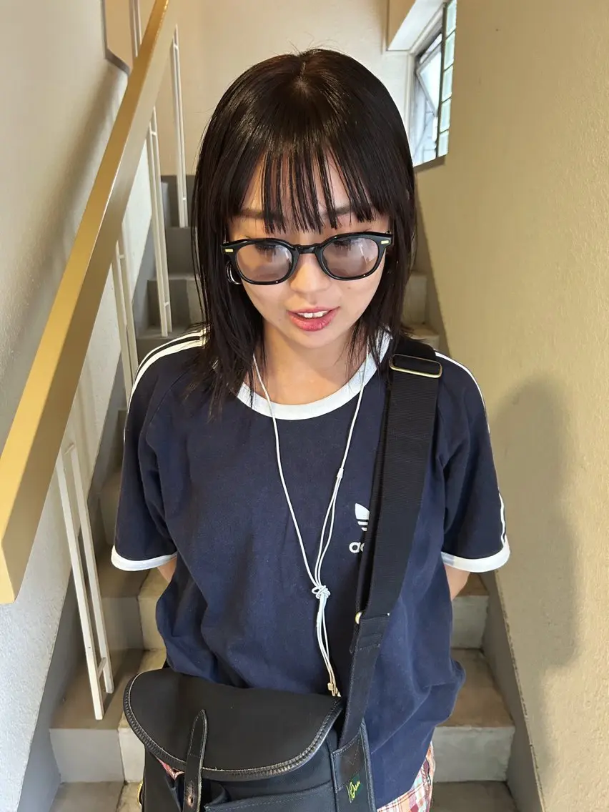 セミロング カラー 薄暮 マツイ　レンのヘアスタイル