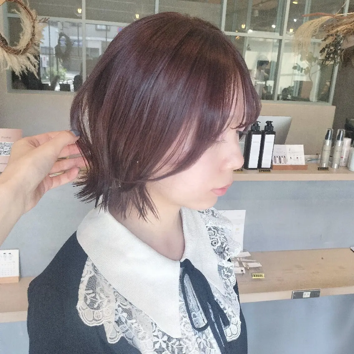 カラー HINAKO /ROCCOのヘアスタイル