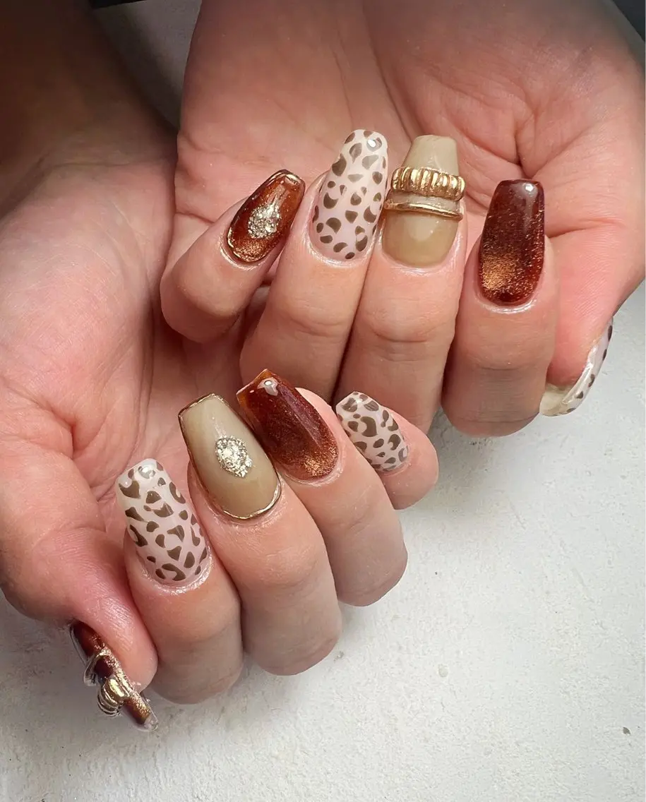 ネイル アニマル柄 ブラウン ✾ NailRoom Latina🌻💓のネイルデザイン