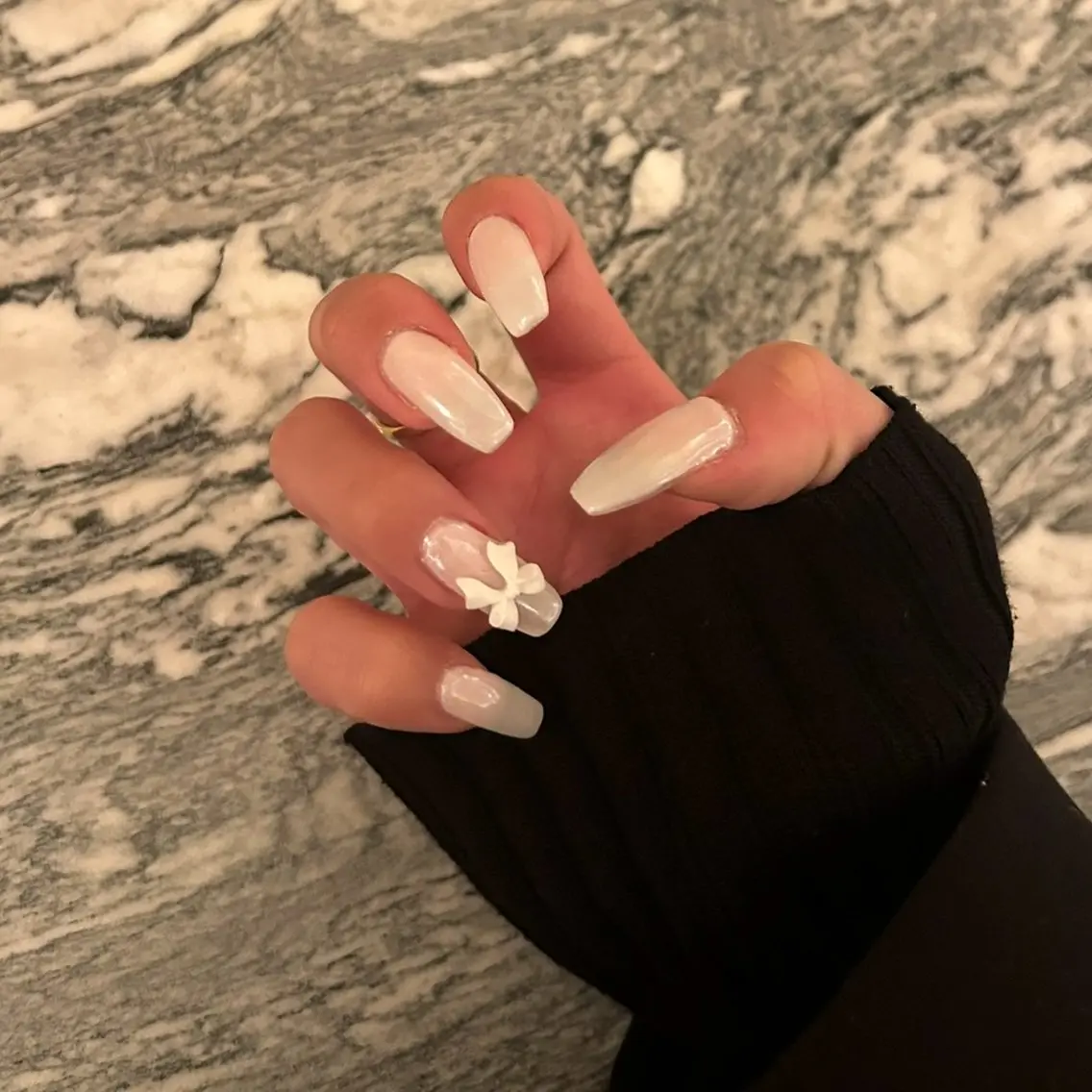 ネイル ミラーネイル SHELLTOKYO 💜Kazamakiのネイルデザイン