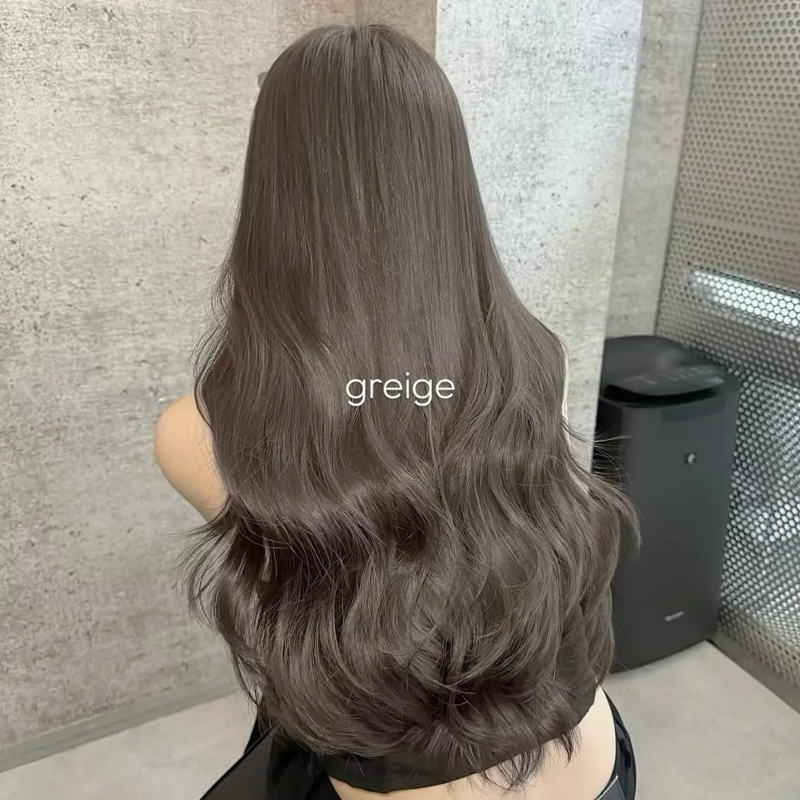 ロング グレージュ🐰透明感 カラー🫧akihoのヘアスタイル
