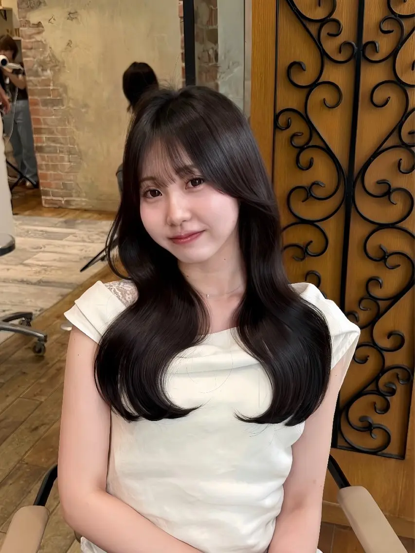 ロング 顔周りカット 韓国風ヘア レイヤーカット ロング 瑞希 / GINZA assistantのヘアスタイル
