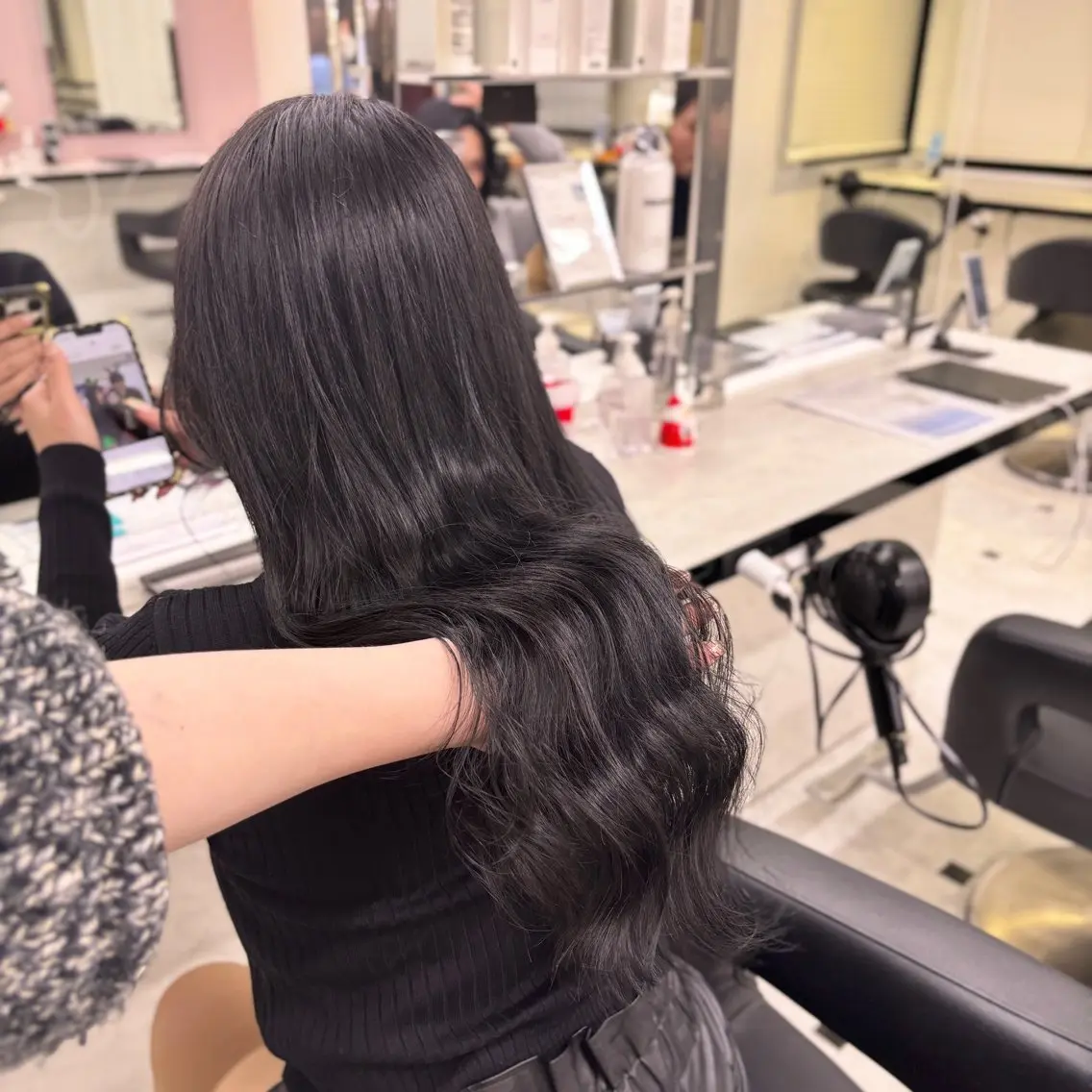 カラー 💙ハイトーン韓国風 色白ヘア💙manaのヘアスタイル