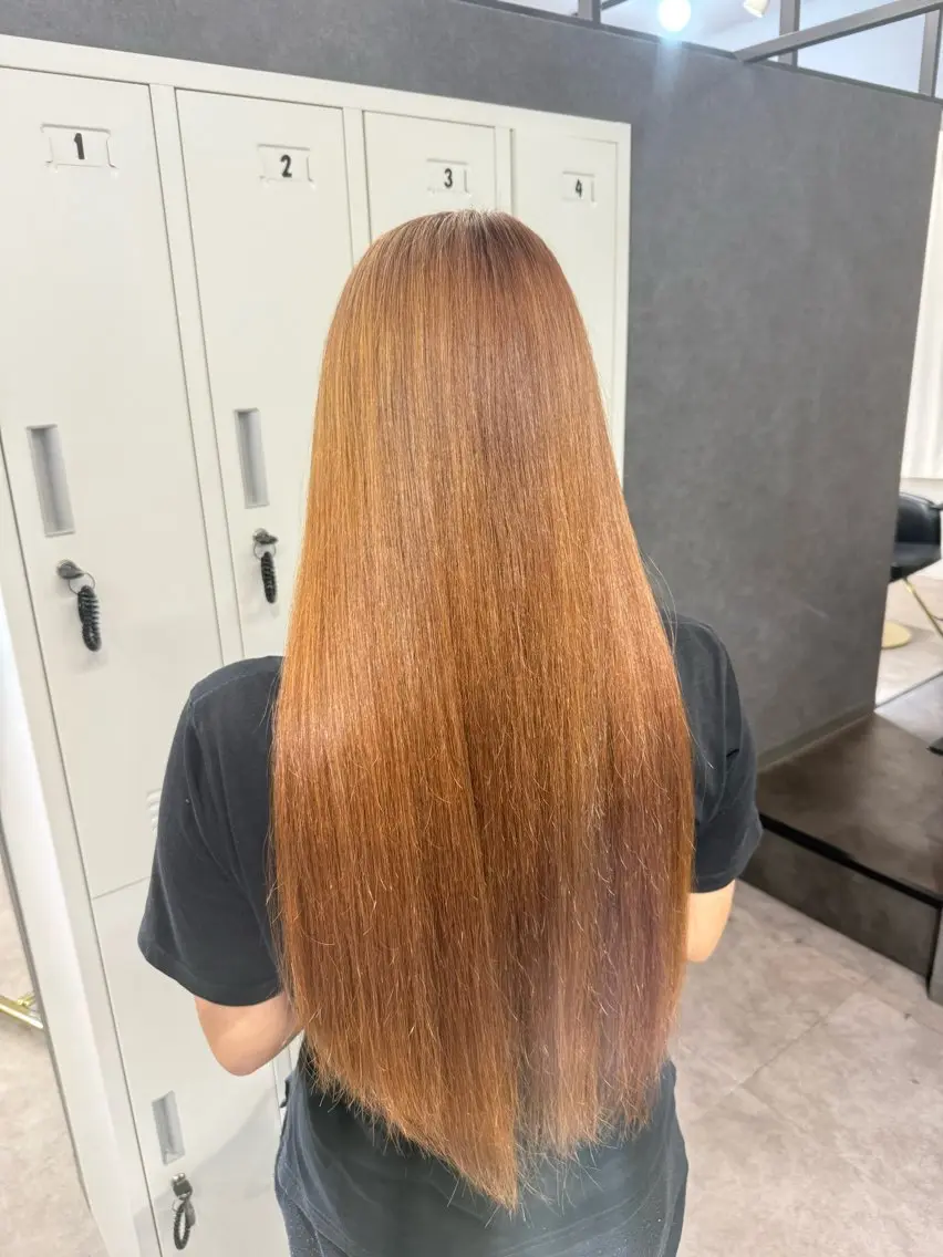 ロング カラー ベージュカラー ブリーチ 心斎橋美容室 marinaのヘアスタイル
