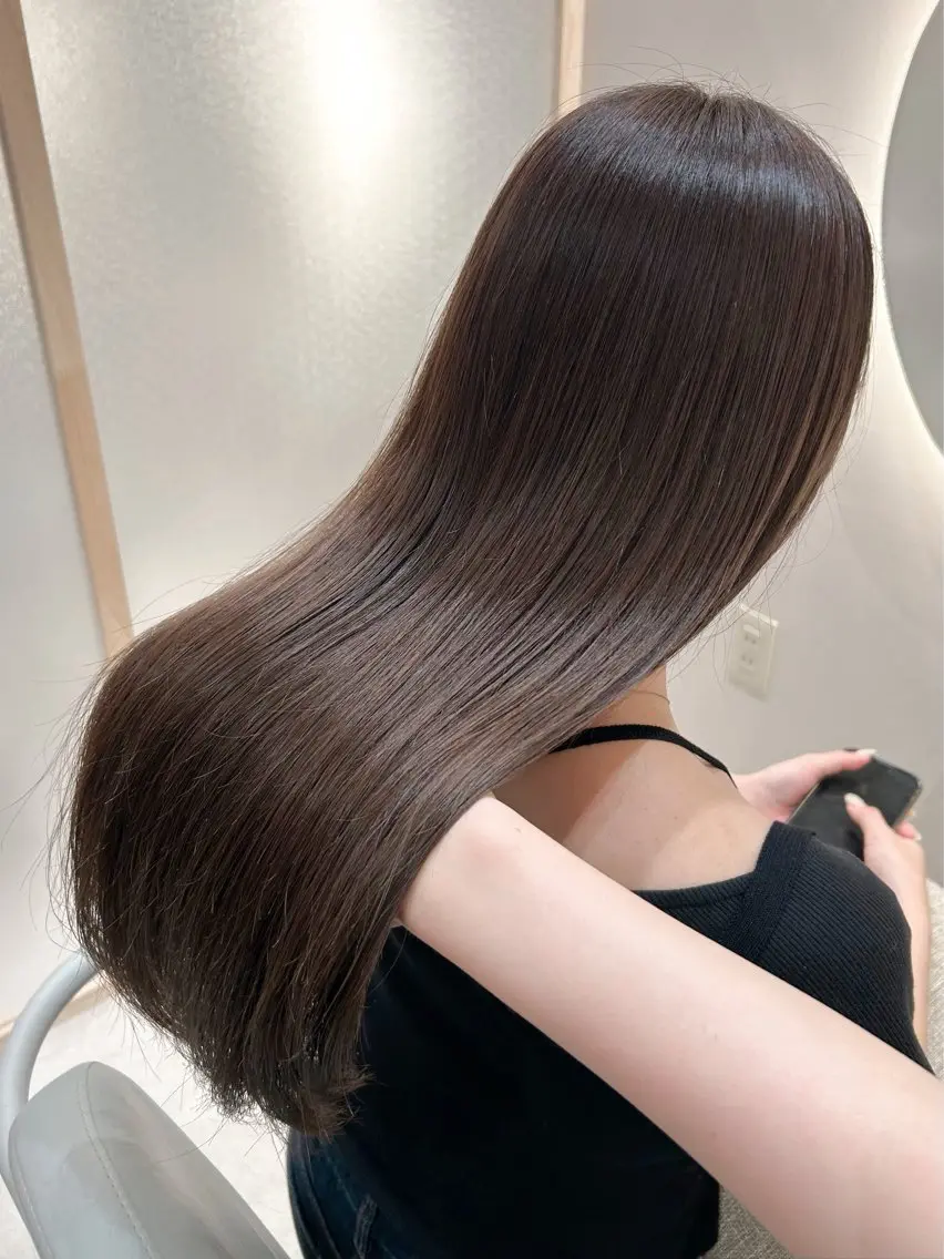 ロング カラー ブリーチ ブラウンカラー 透明感カラー ダブルカラー ブリーチなしカラー ヘアカラー トリートメント レイヤーカット☆顔ま わりカット＊田村りおのヘアスタイル