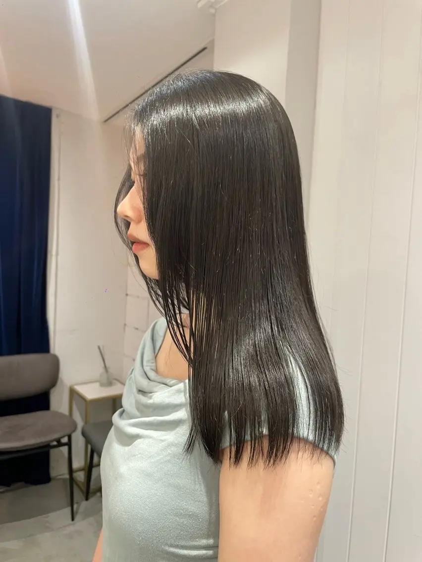 カラー グレージュ HARUHI 銀座 美容師౨ৎ⋆˚のヘアスタイル