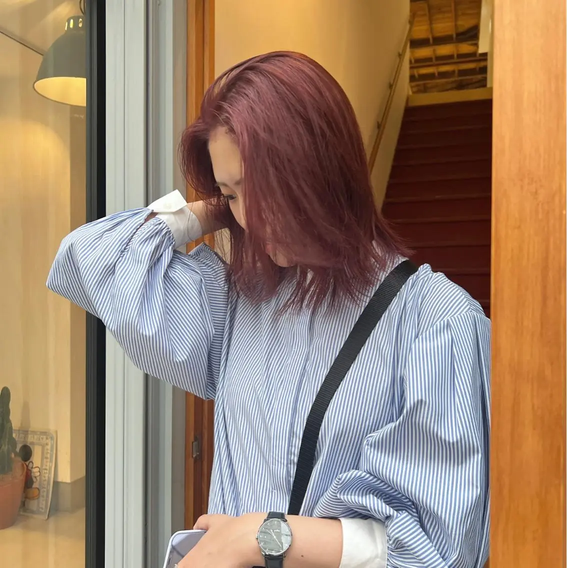 ミディアム カラー io濱川 遥のヘアスタイル