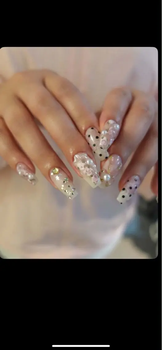 ネイル アートネイル スカルプネイル ストーンネイル ネイルチップ ハンドネイル Suka Nailのネイルデザイン