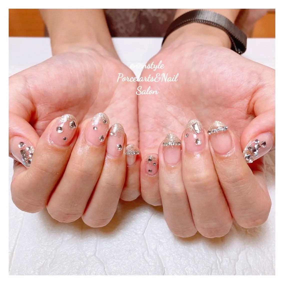 ミディアム ネイル 🐾enen style 🐾のネイルデザイン