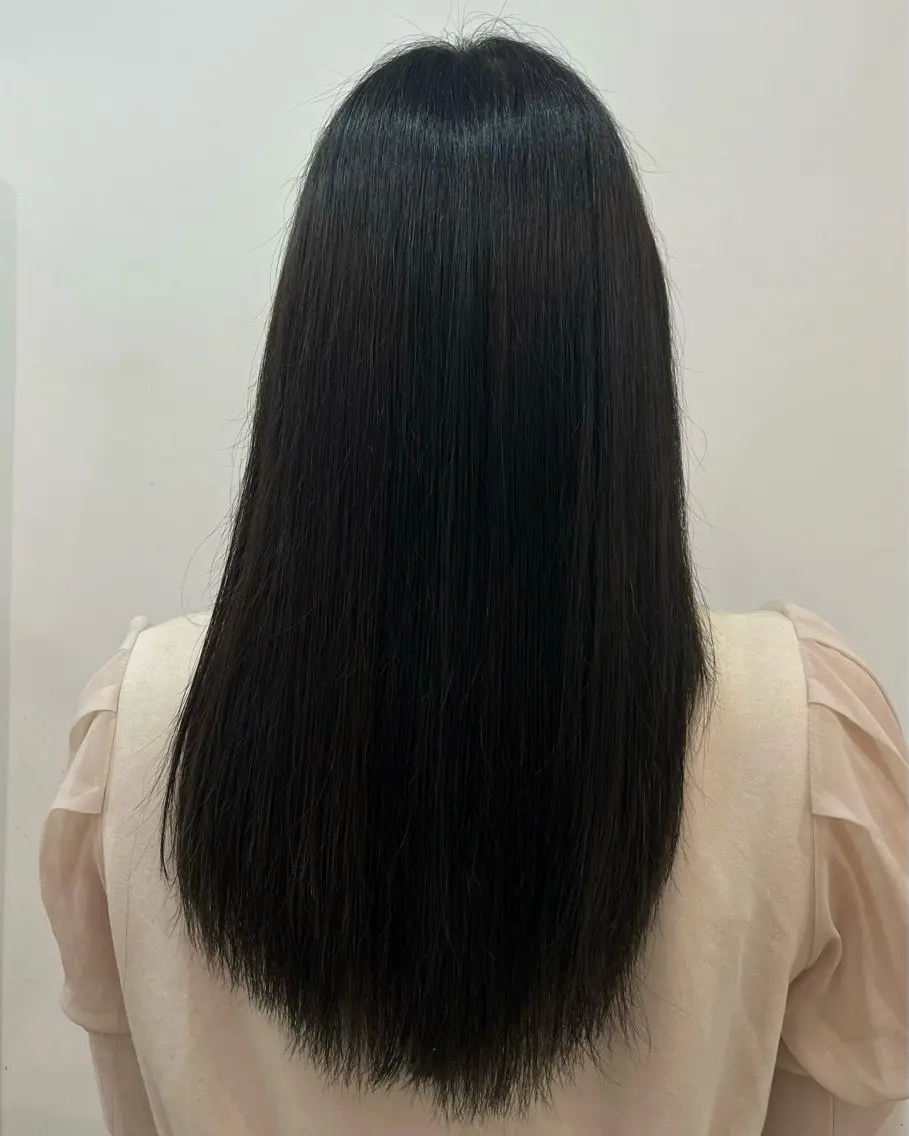 ロング カラー アッシュ アッシュブラック 黒髪 ブリーチ 透明感カラー ヘアカラー トリートメント sayuri /大阪・心斎橋美容師のヘアスタイル