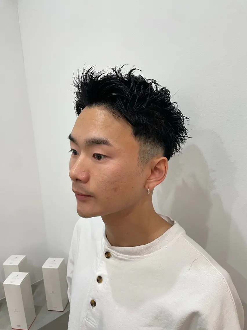 メンズ スパイキーショート 刈り上げ カット 田中 健心のヘアスタイル