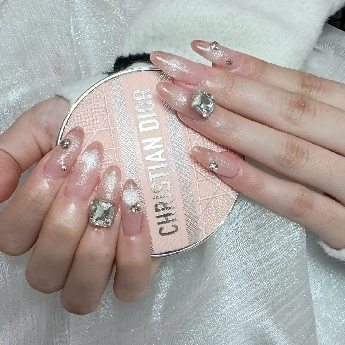 ネイル アートネイル フラッシュネイル フレンチネイル ジェルネイル ガラスフレンチ You&Me Yukiのネイルデザイン