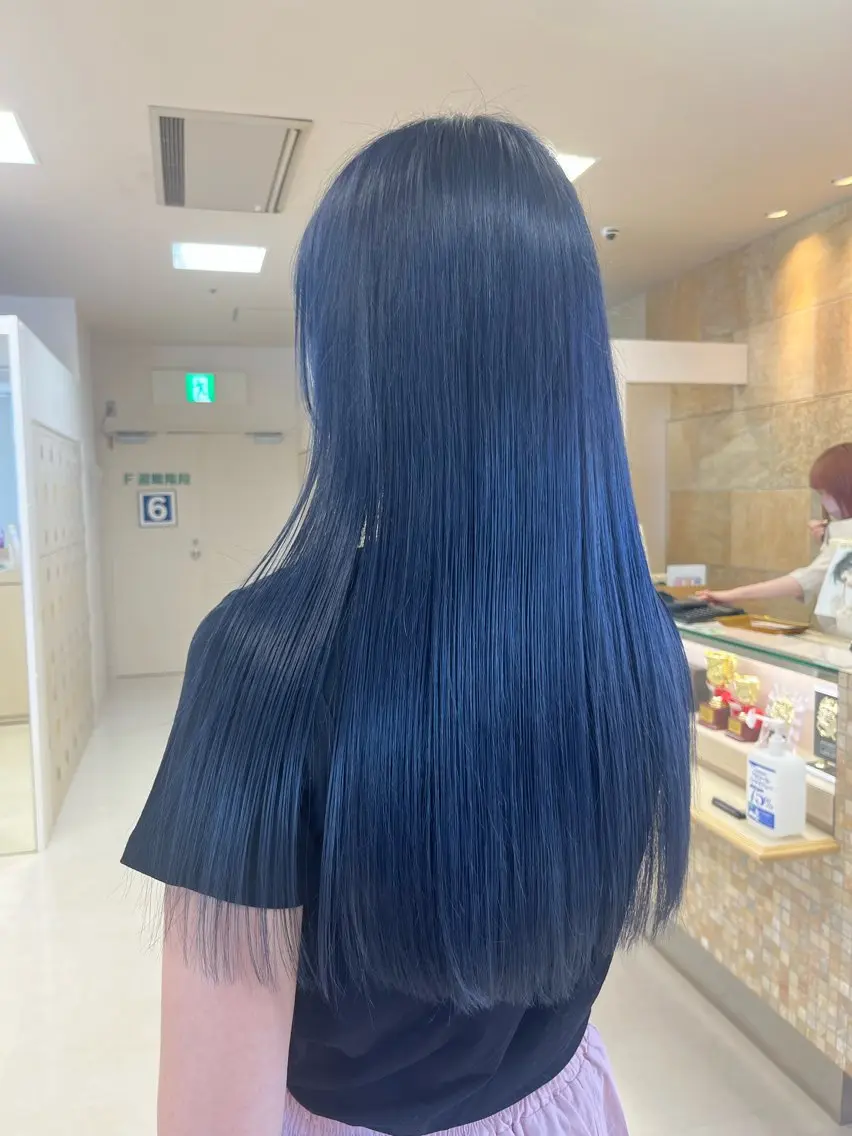 ロング カラー シャドウパーマ／骨格 矯正カット　トモキのヘアスタイル