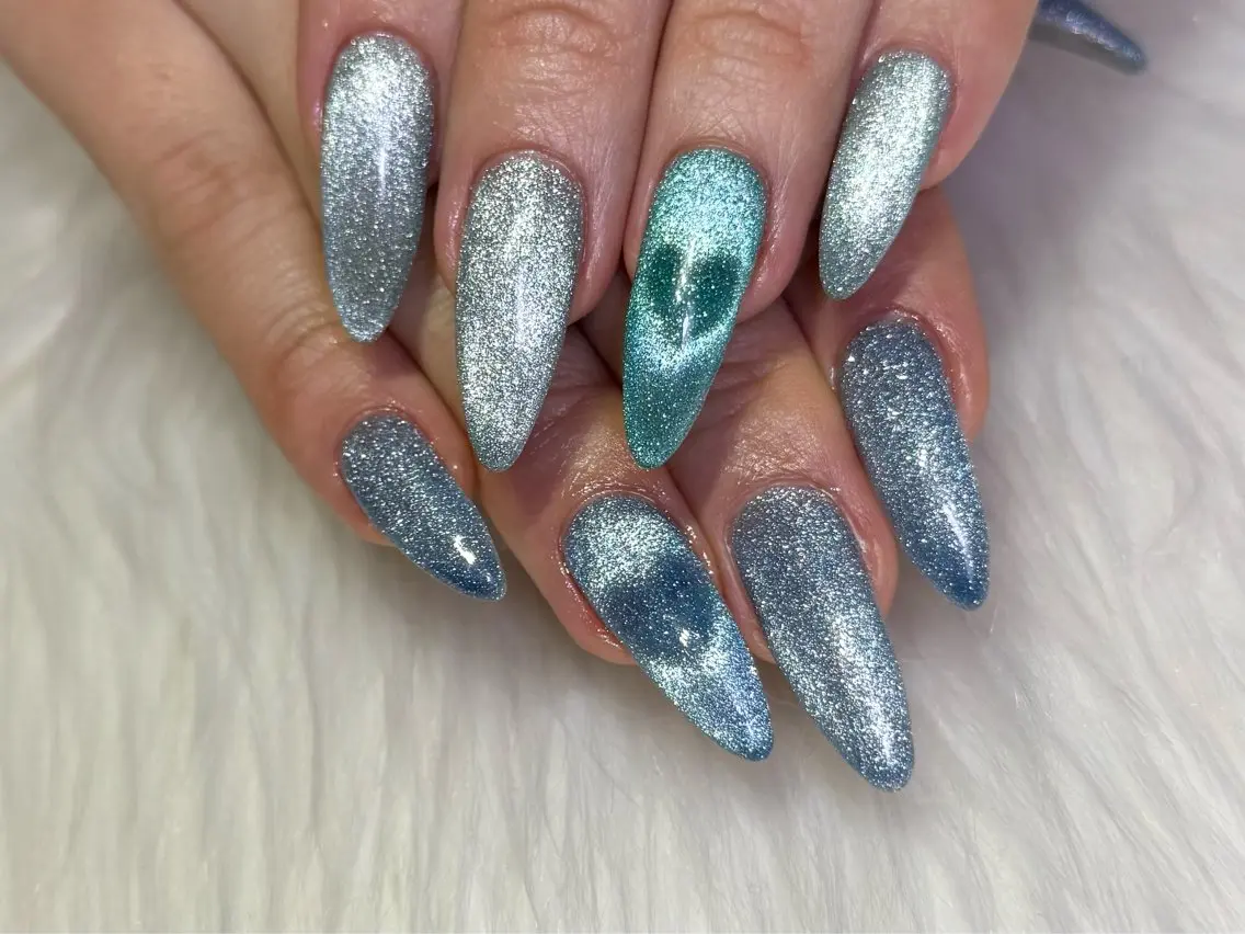ネイル ハート マグネットネイル ハンドネイル Mnailsalon フィルイン対応サロンのネイルデザイン