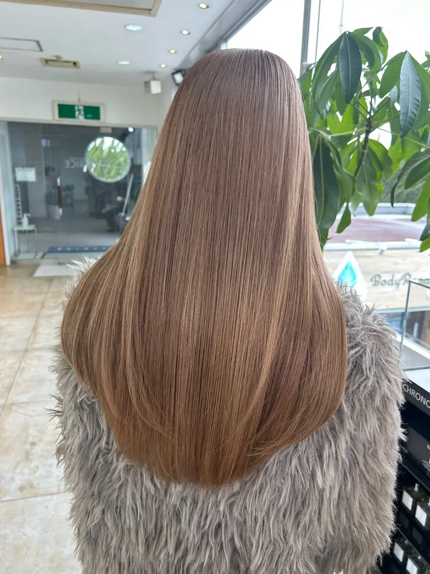 🌼カット＋ケアカラー＋トリートメント（ロング）の写真