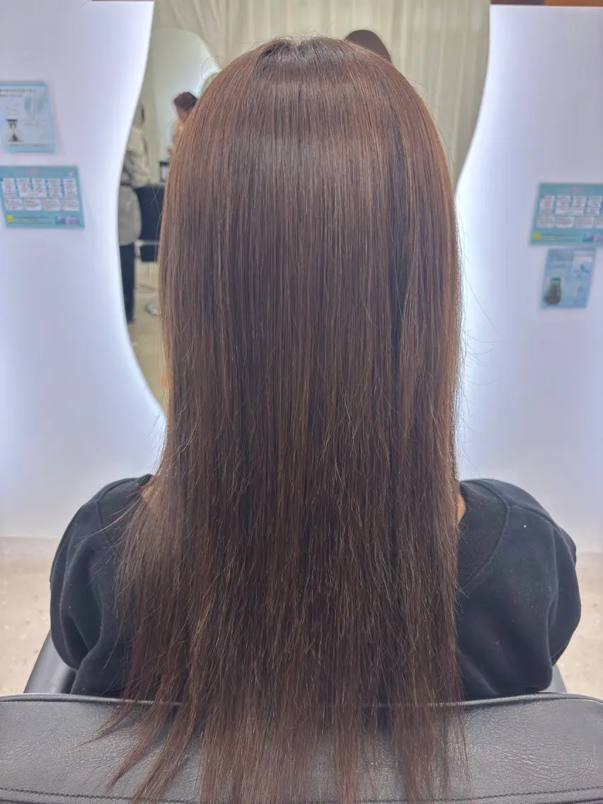 カラー 髪質改善 高杉 菜子のヘアスタイル
