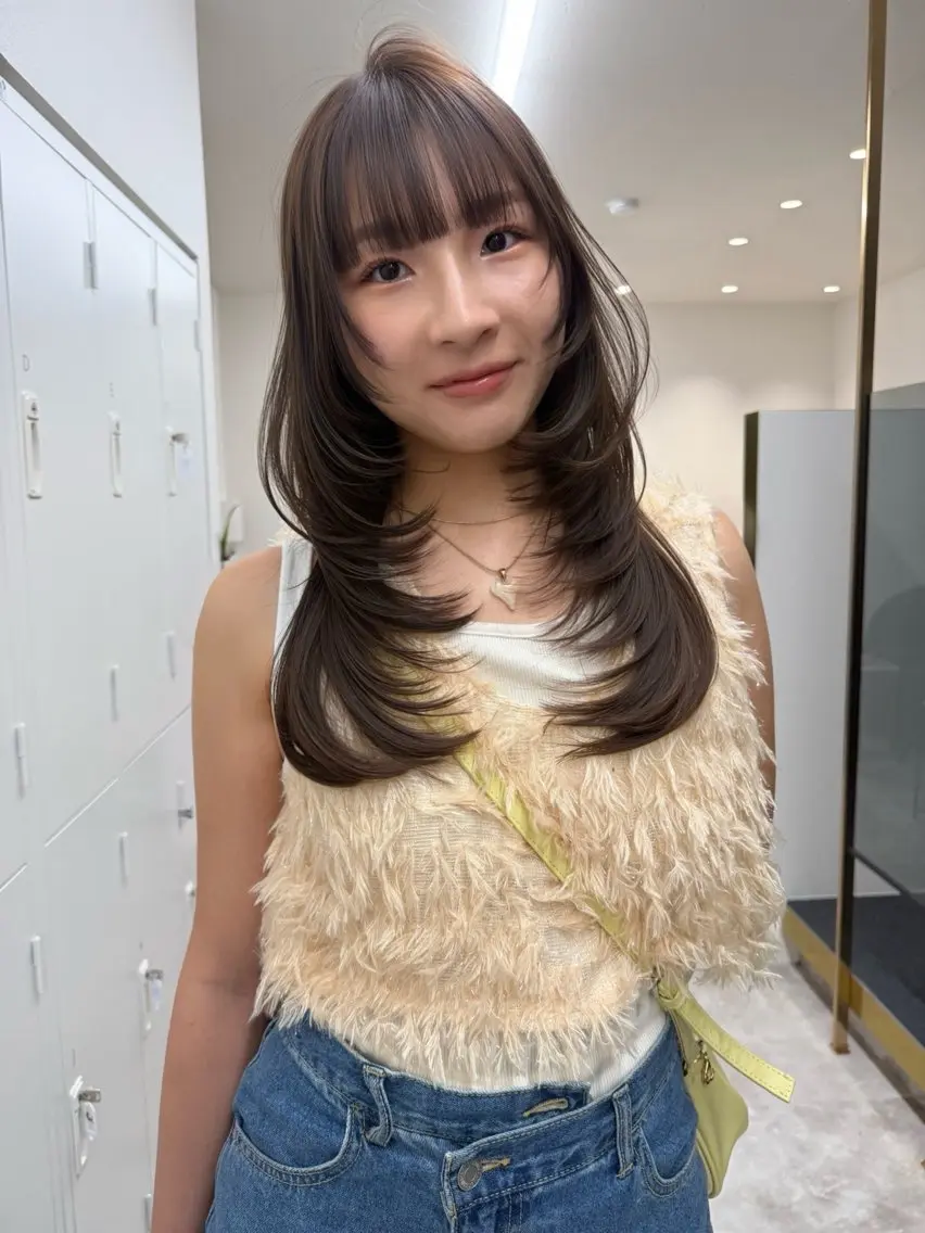 セミロング レイヤーカット 羽根田 果奈のヘアスタイル