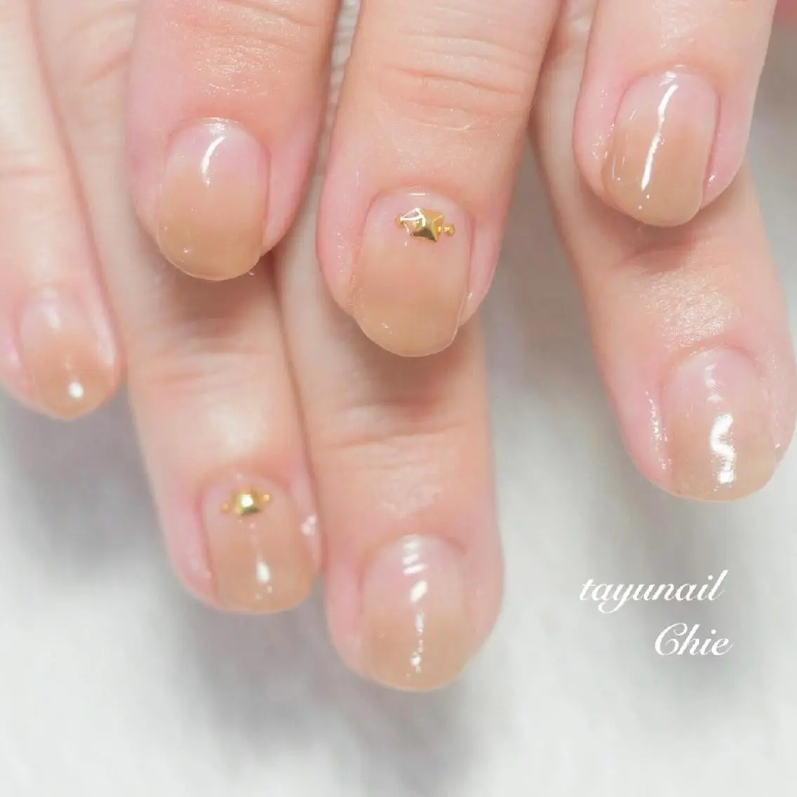 ネイル ブルー ジェルネイル ゴールド グラデーション パラジェル ネイルサロン 【たゆnail】のネイルデザイン