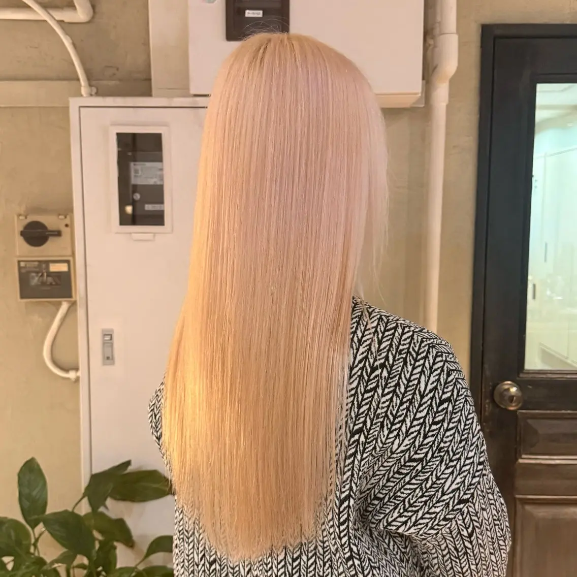 ロング カラー ブリーチ ケアブリーチ ヘアカラー トリートメント 💫色落ちまで可愛い ブリーチ💫ユウゴのヘアスタイル