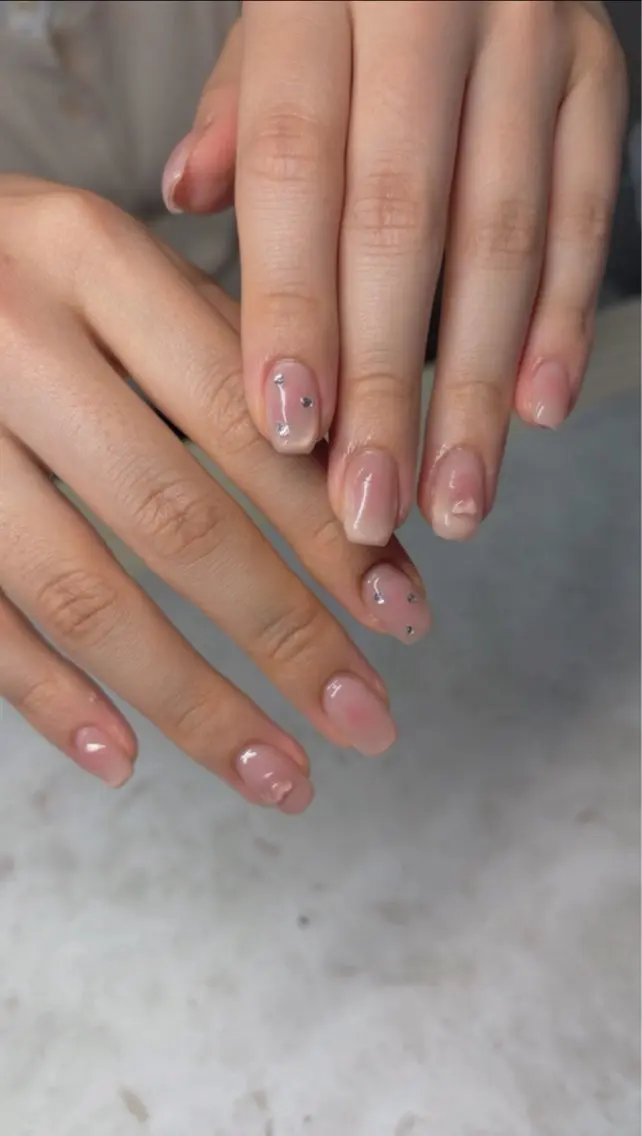 ミディアム ハンドネイル Ne.nail Ainaのネイルデザイン