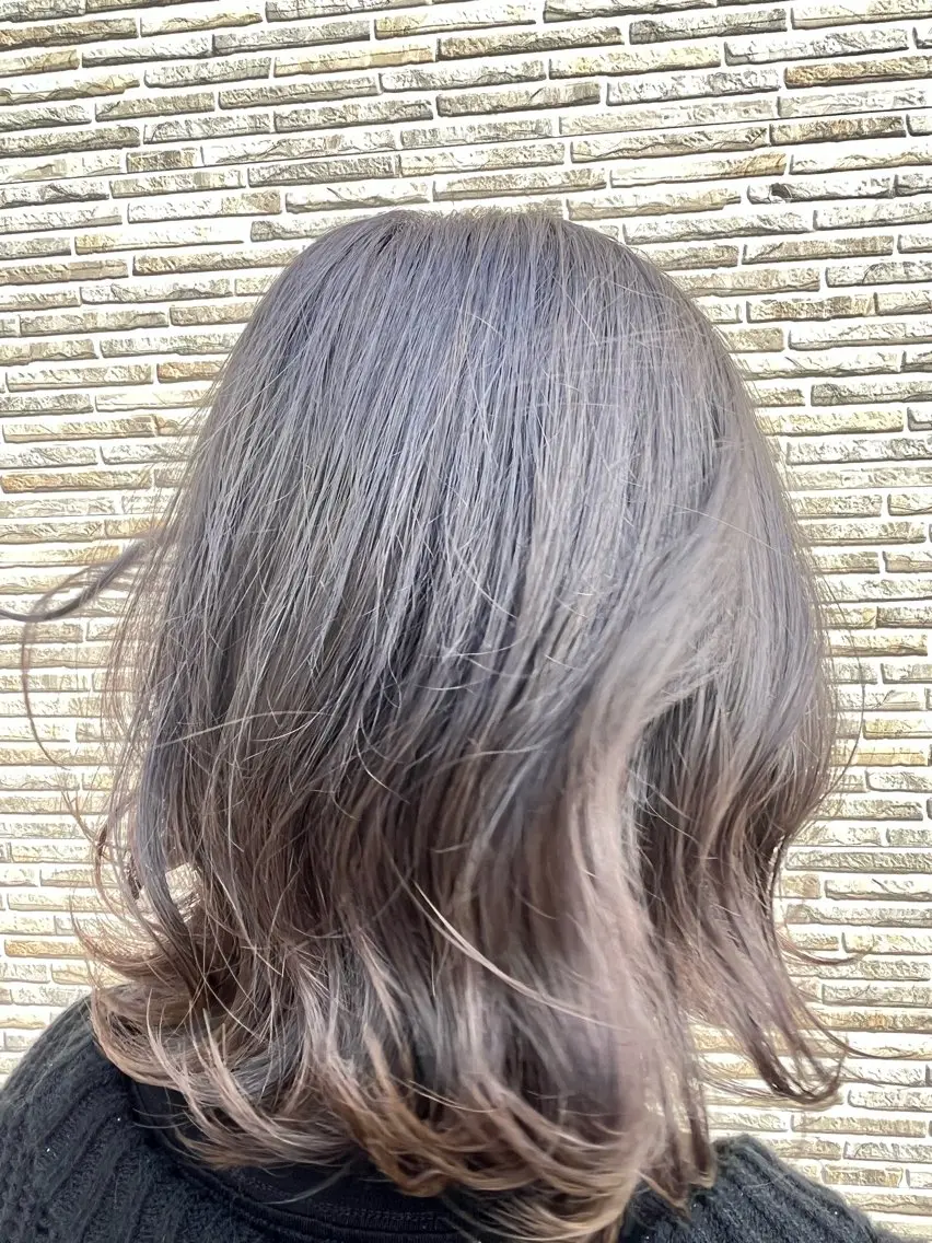 セミロング カラー 山田 優妃のヘアスタイル
