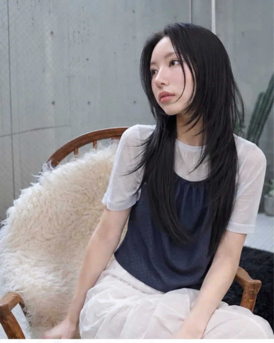 セミロング ハッシュカット 韓国風ヘア レイヤーカット トリートメント カット トリートメント pia 薬院のヘアスタイル