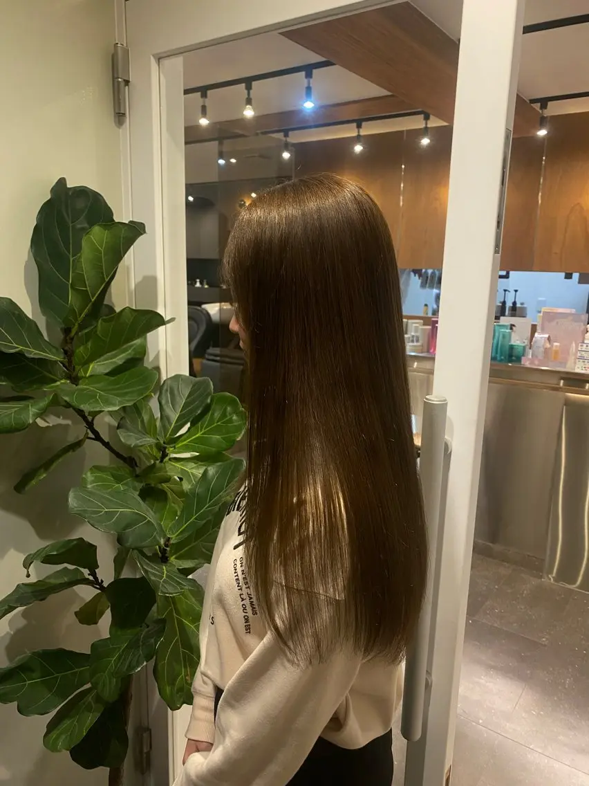 ロング カラー fifth elima.yuanのヘアスタイル