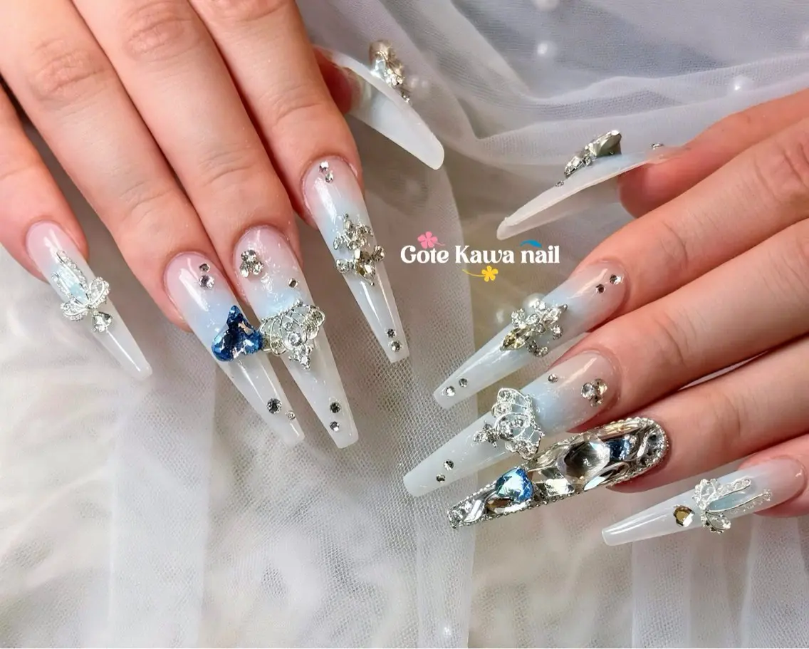 ネイル ハート 持ち込み 夏ネイル ハンドネイル ハンドケア Gote Kawa nail salonのネイルデザイン
