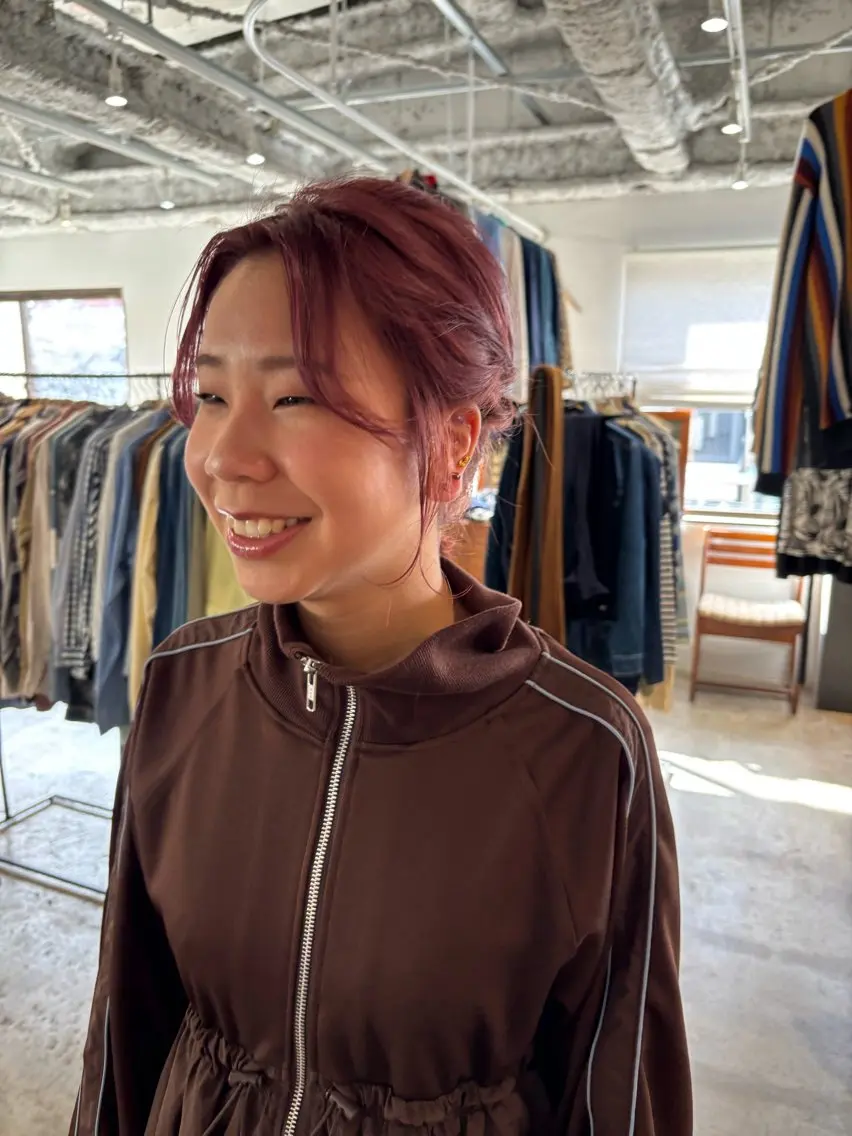ミディアム カット ヘアカラー トリートメント Hayashi Shioriのヘアスタイル