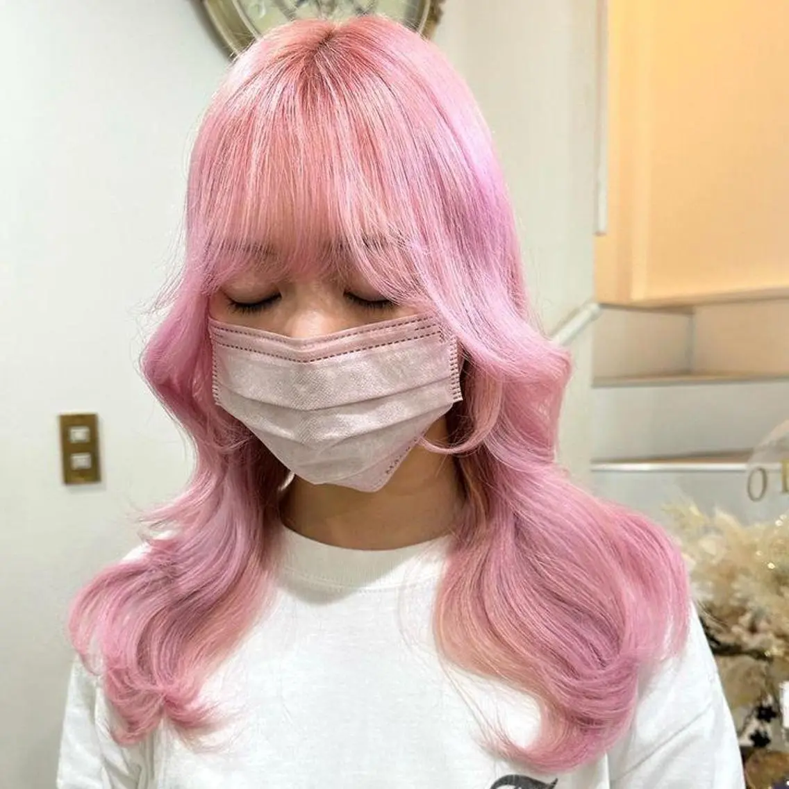 ロング カラー ピンクカラー ホワイトピンク ORIKA 美容室のヘアスタイル