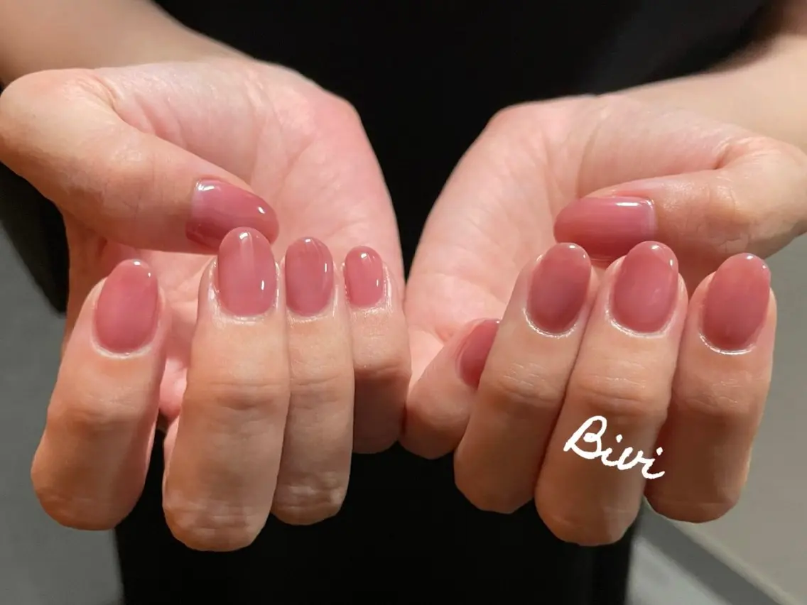 ネイル アートネイル フラッシュネイル ラメ(グリッター) シルバー スクエアネイル ♡Bivi♡自爪に 優しいネイルサロンのネイルデザイン