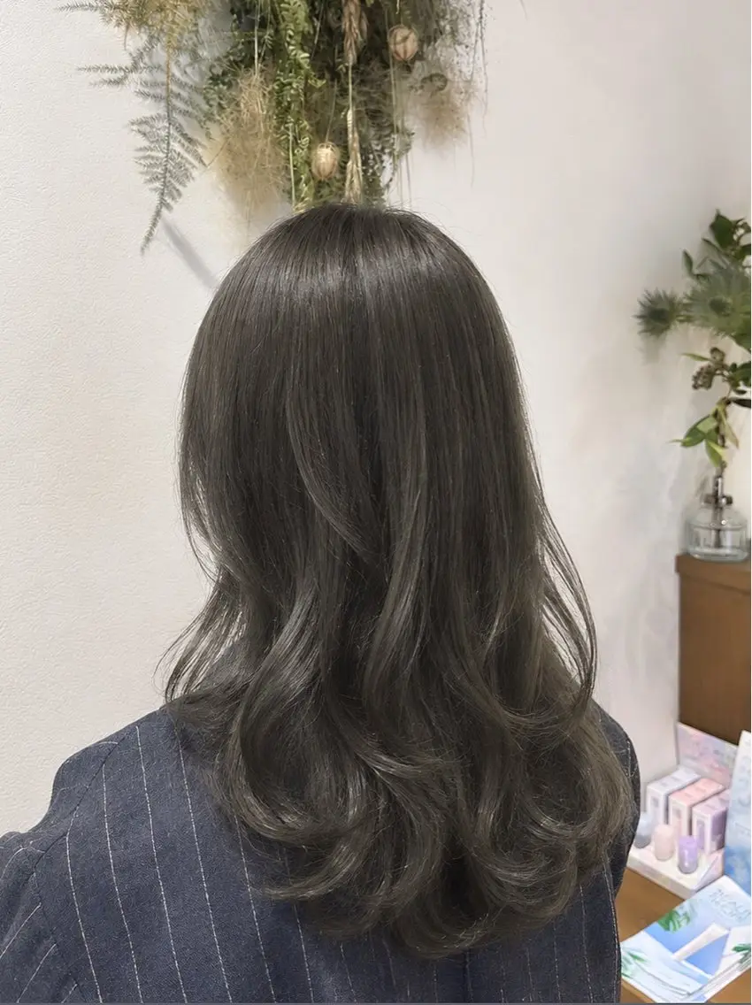 セミロング カラー 透明感カラー🩵レイ ヤー/chiharuのヘアスタイル