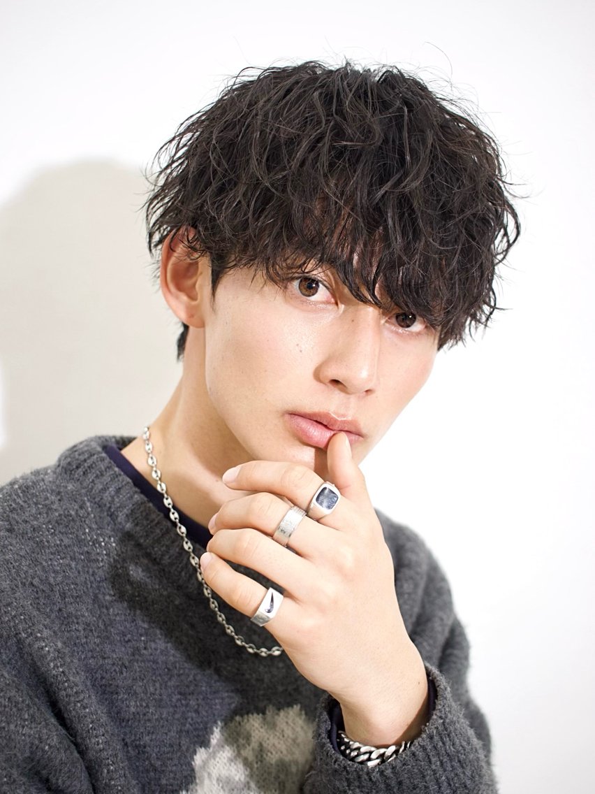 【人気No.1】メンズカット+ツイストスパイラル・波巻きパーマの写真