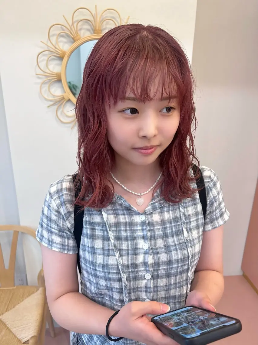 ミディアム カラー ブリーチ ケアブリーチ ハイトーンカラー レッドカラー 似合わせカット 名古屋美容院 / keinaのヘアスタイル